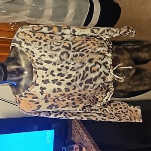 Express crop sweatshirt